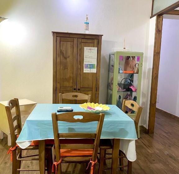 پانسیون Dani's House