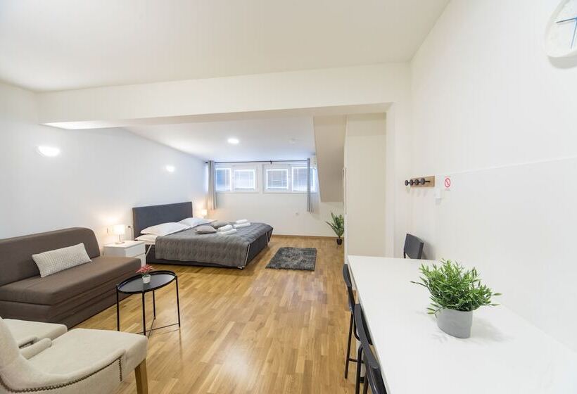 پانسیون F Apartments