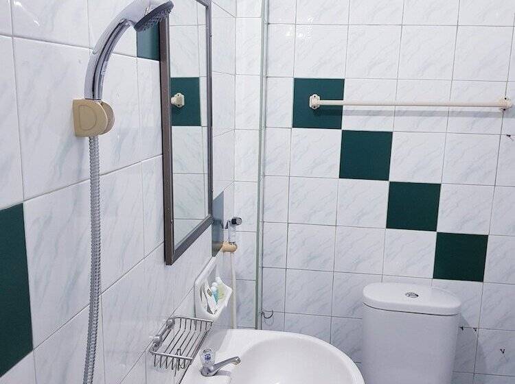 ペンション Jr Guest House