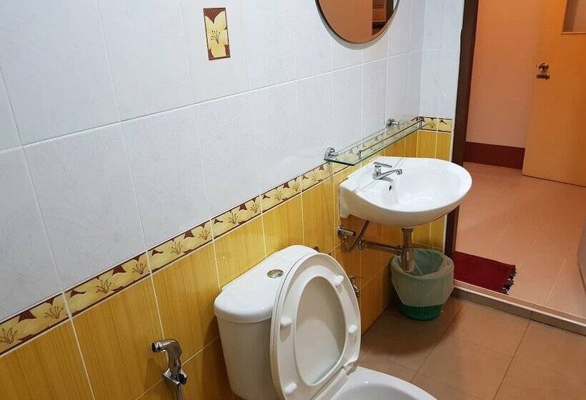 ペンション Jr Guest House