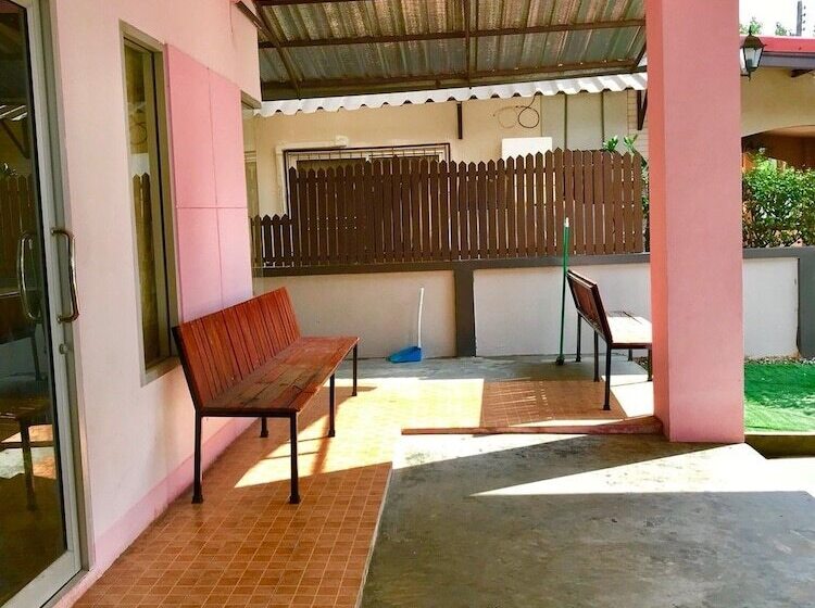 Пансион Little Tokyo House