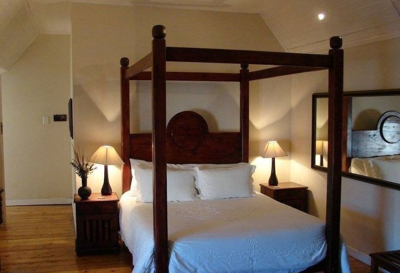 Пансион Shady Pines Guest House