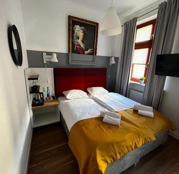 פנסיון Tcz Mokra