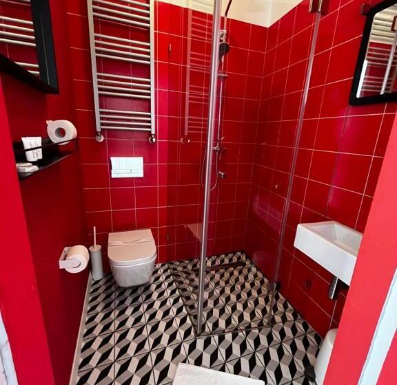 פנסיון Tcz Mokra