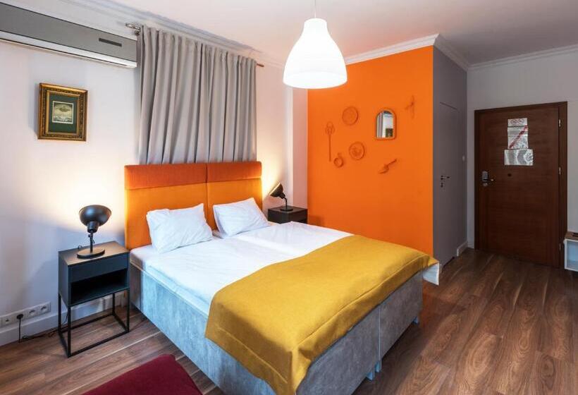 פנסיון Tcz Mokra