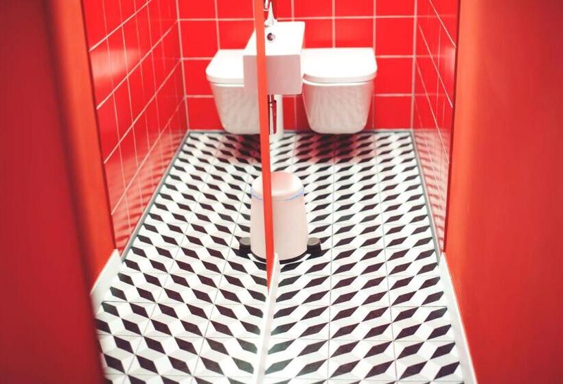 פנסיון Tcz Mokra