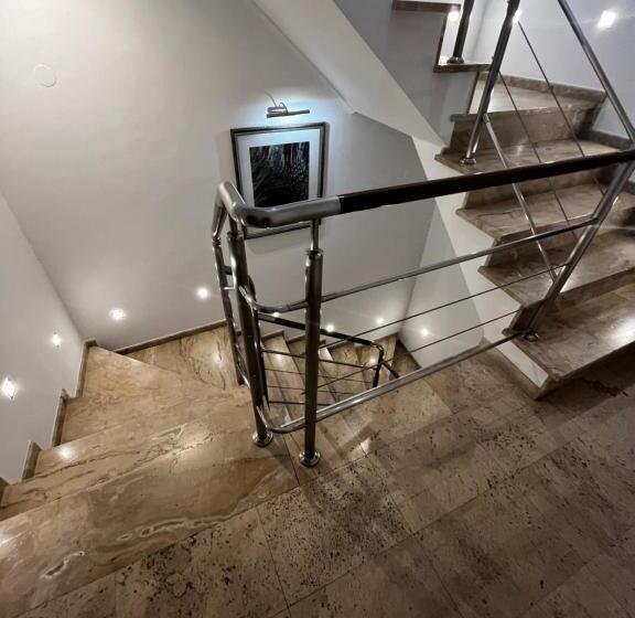 פנסיון Tcz Mokra