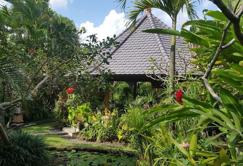 Villa Kompiang Bali