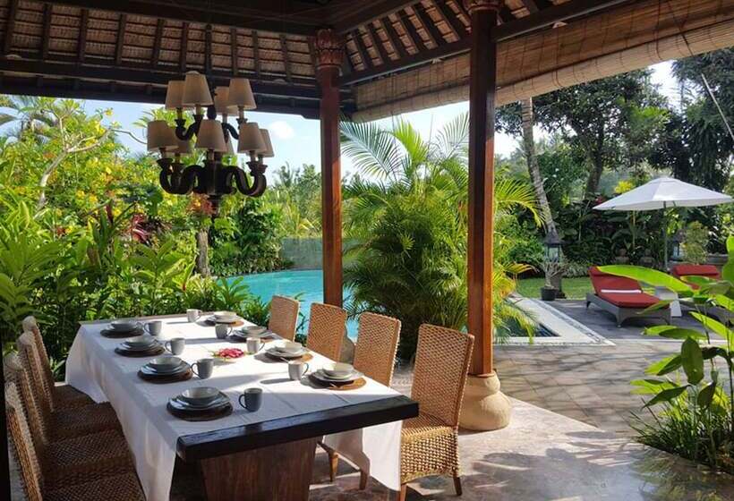 Villa Kompiang Bali