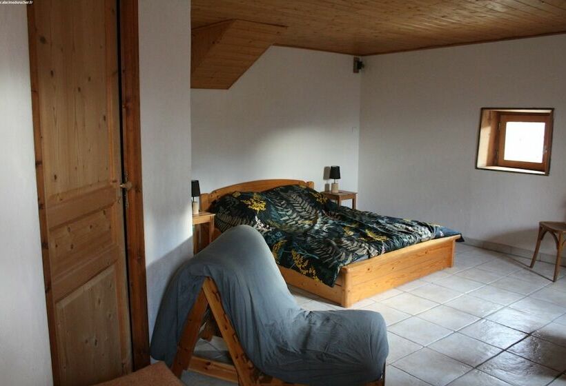 B&b A La Cime Du Rucher