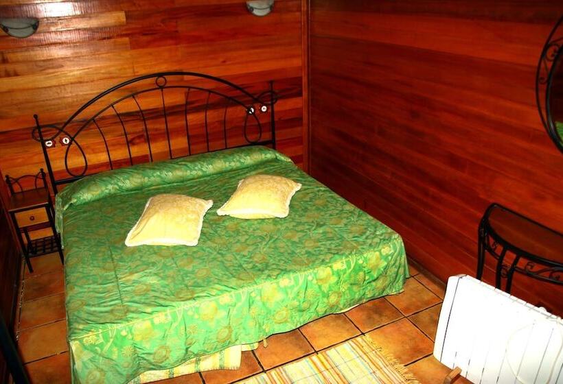 مبيت وإفطار Cabañas Valle Verde