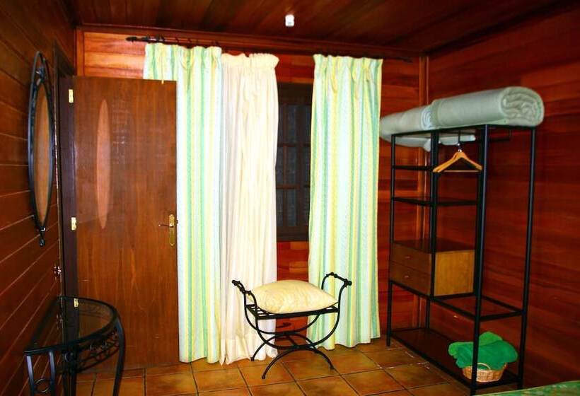 مبيت وإفطار Cabañas Valle Verde