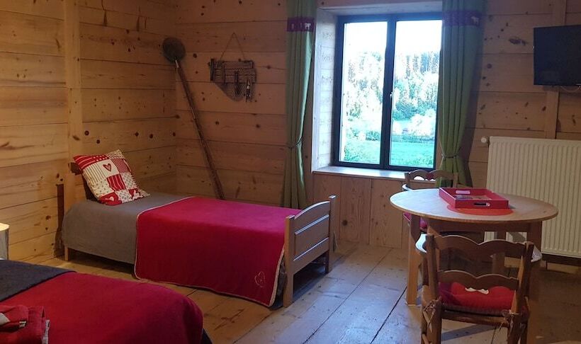 مبيت وإفطار Chambres D Hôtes Cascades Du Hérisson