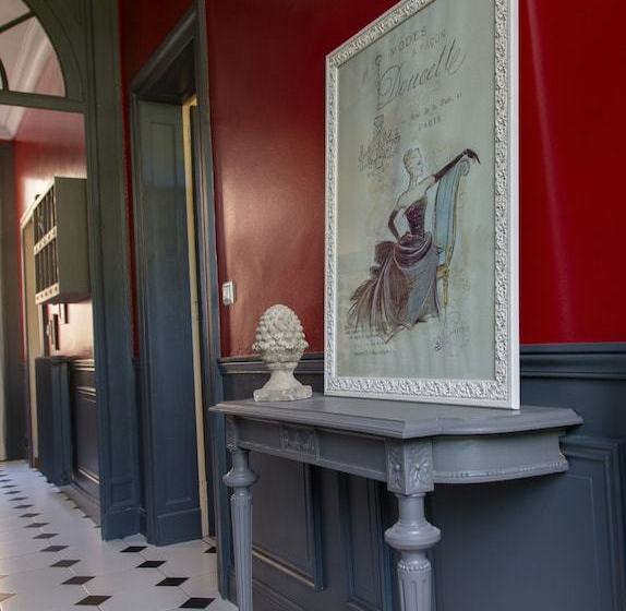 ベッドアンドブレックファースト Chambres D Hôtes Domaine Du Hutrel