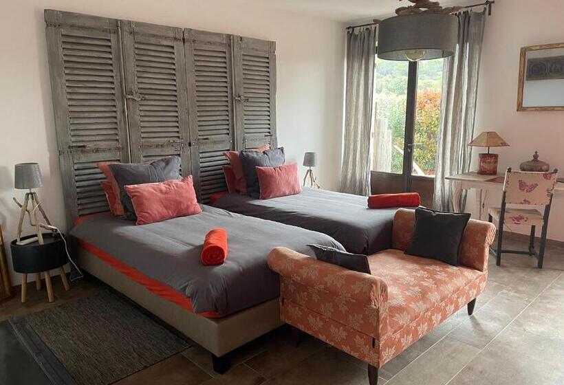 ベッドアンドブレックファースト Côté Dentelles