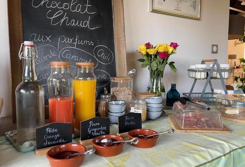 ベッドアンドブレックファースト Côté Dentelles