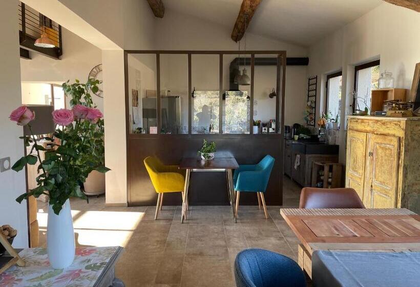 ベッドアンドブレックファースト Côté Dentelles