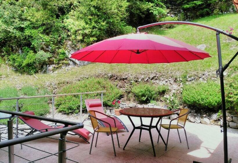 مبيت وإفطار Green Bike Pyrenees