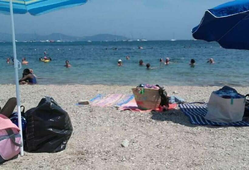 ベッドアンドブレックファースト La Désirade Chambres D Hôtes En Provence