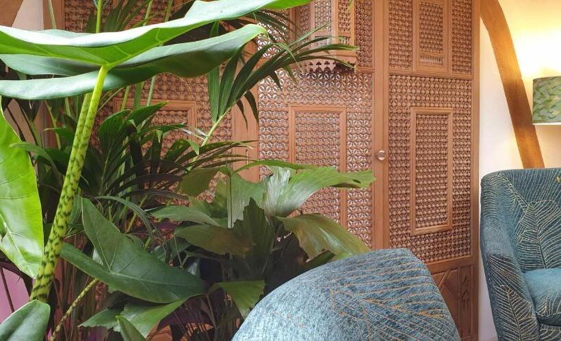 مبيت وإفطار La Maison Leonard