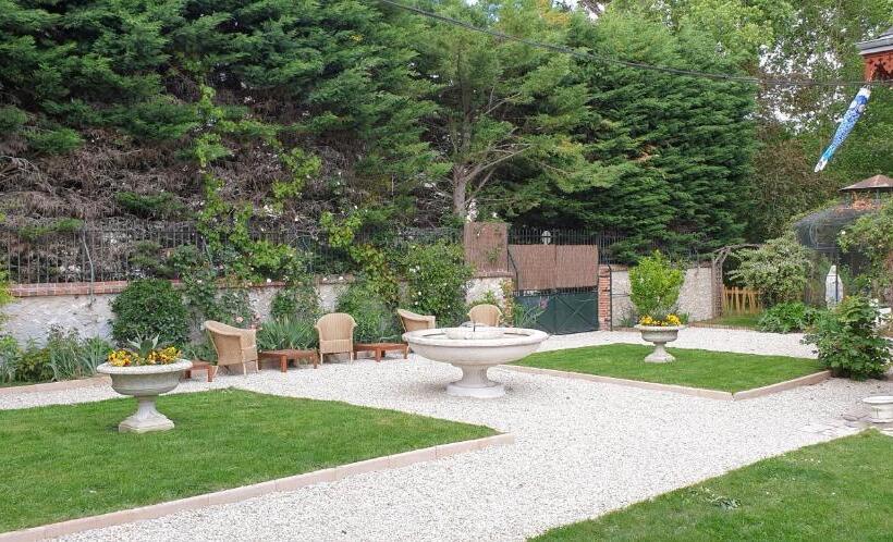 مبيت وإفطار La Maison Leonard