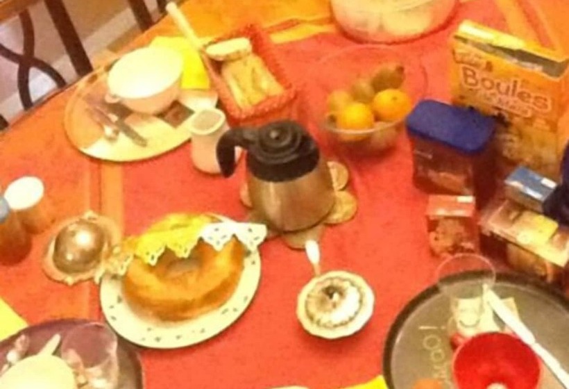 مبيت وإفطار La Roseraie