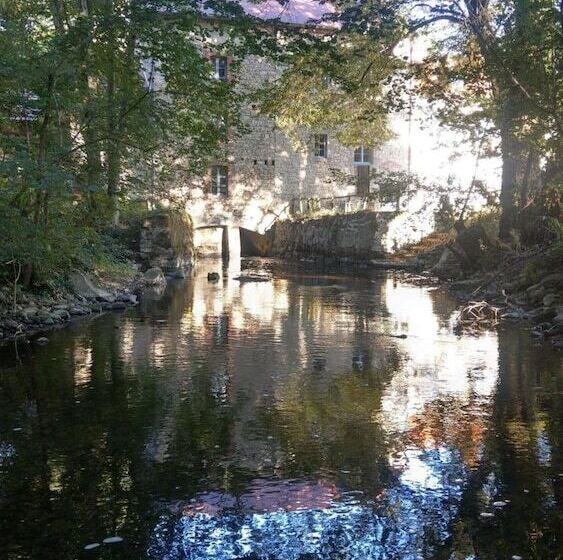 住宿加早餐  Le Moulin Des Valignards