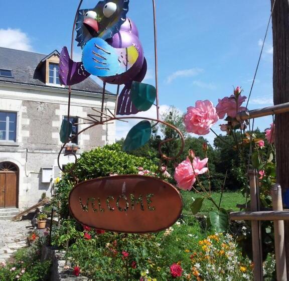 ベッドアンドブレックファースト Le Moulin Du Bourg