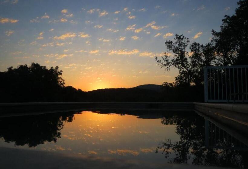 Bed and Breakfast Les Hauts D'issensac