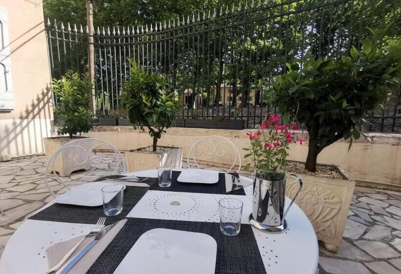 צימר Maison De L'aguze