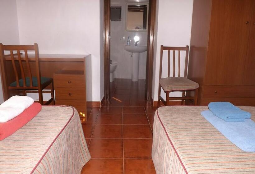 فندق فئة نجمة واحدة La Barbacana