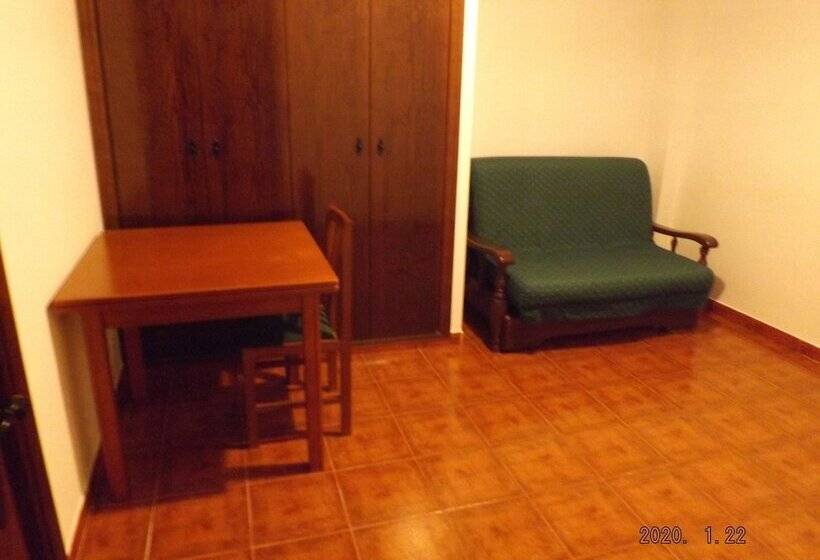 فندق فئة نجمة واحدة La Barbacana