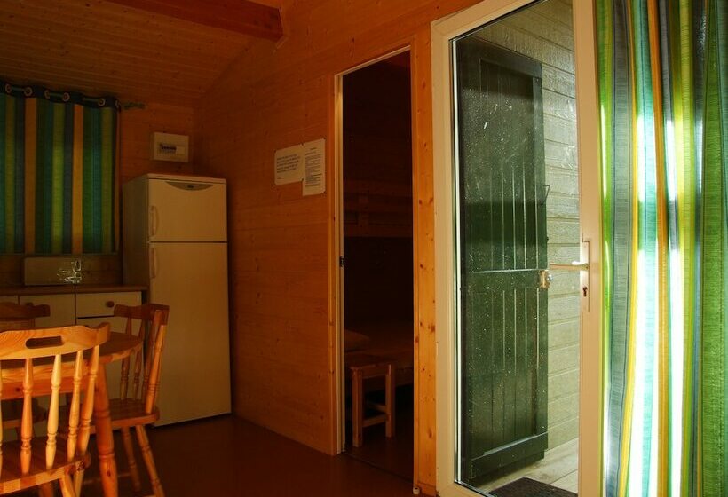 فندق Camping Municipal Du Pont De L Elze