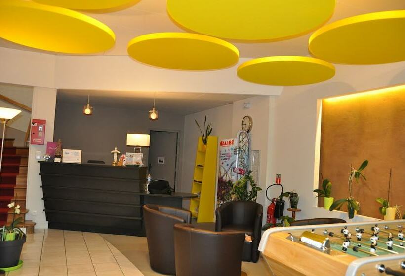 Отель De France