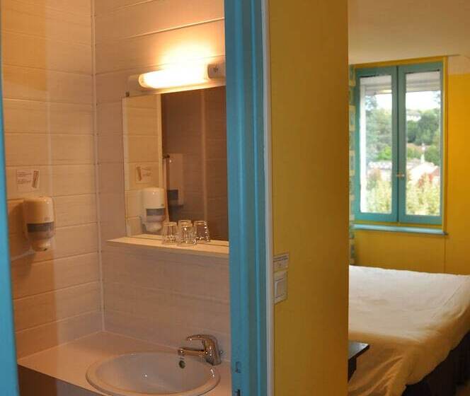 Отель De France