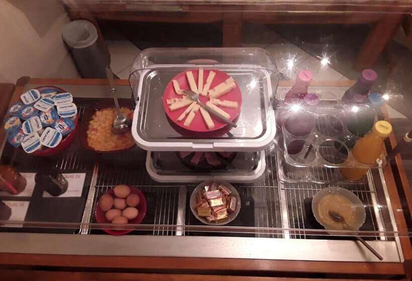 Отель La Grange De Marie