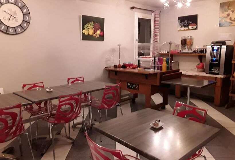 Отель La Grange De Marie