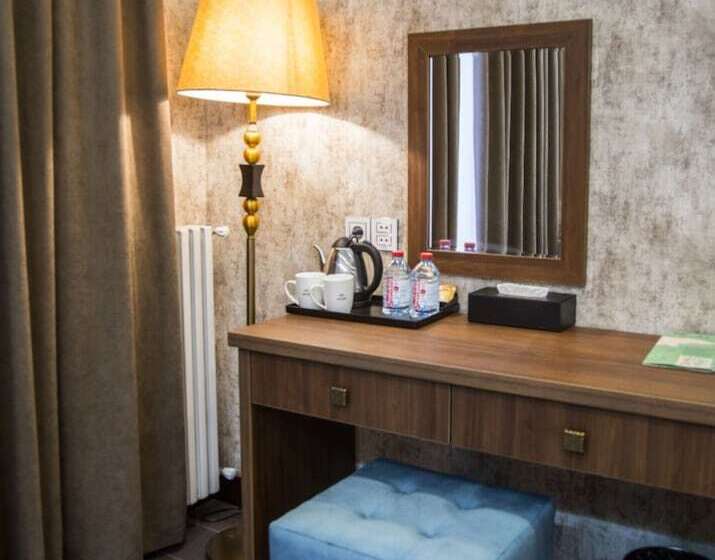 هتل Macara Sheki City