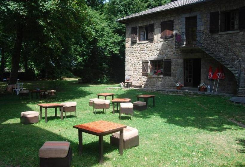 فندق Les Platanes