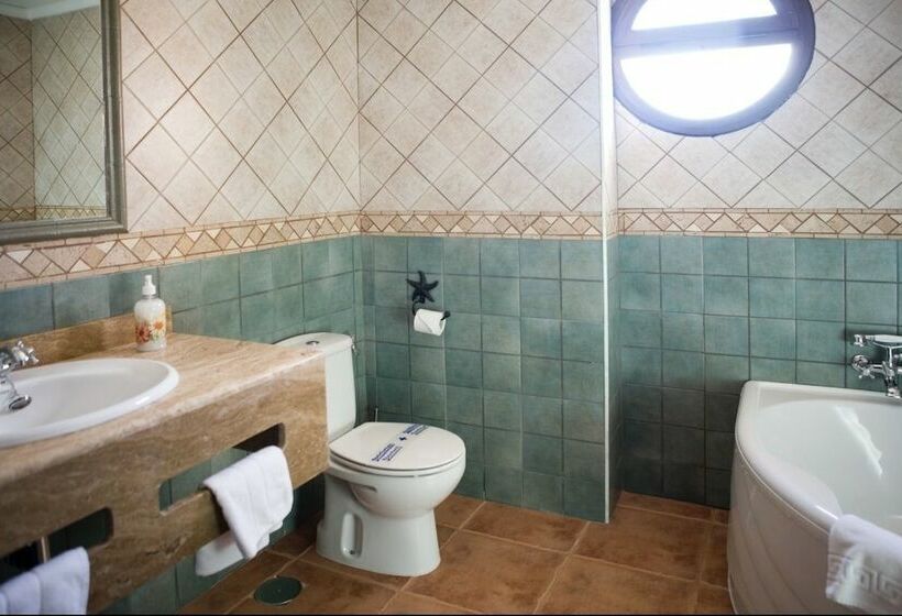 ホテル Restaurante Cerrillo De San Marcos