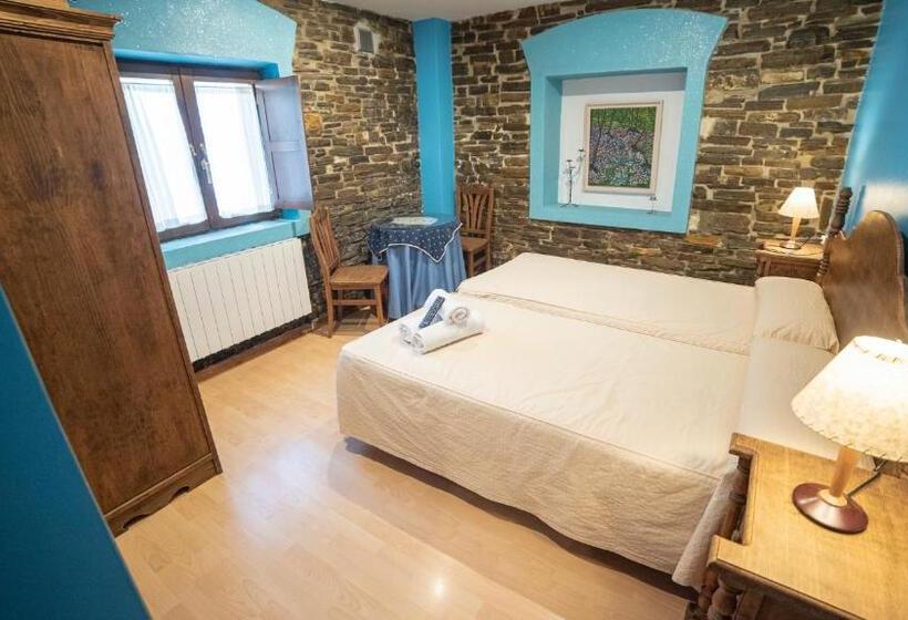 ホテル Rural Los Cerezos De Yanguas