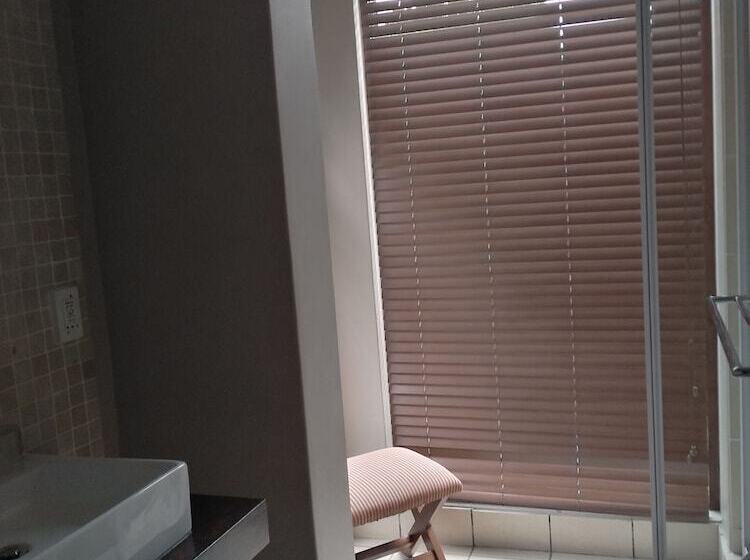 膳宿费 Acacia Guest House