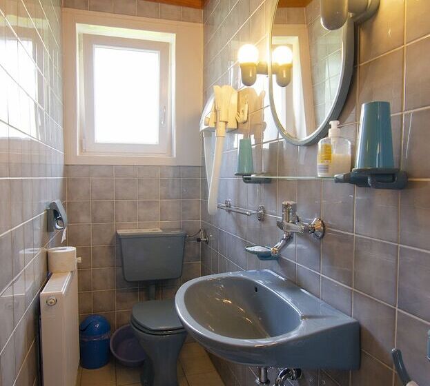 پانسیون Apartments And Rooms Banić