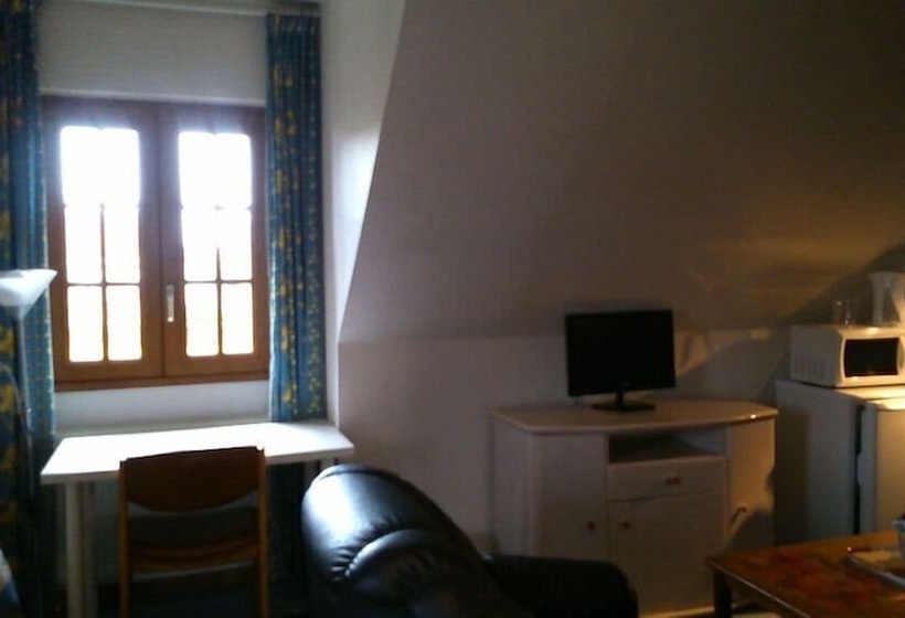 פנסיון Bed & Breakfast