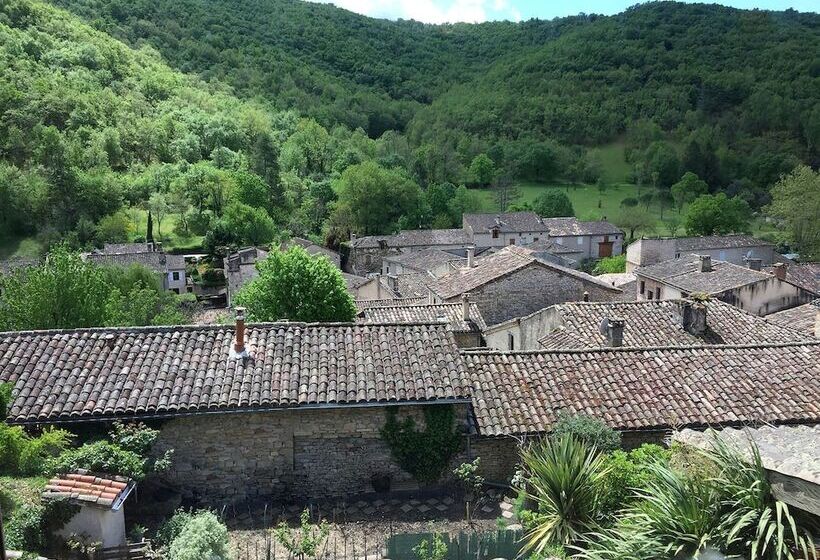 بنسيون L étape Du Château