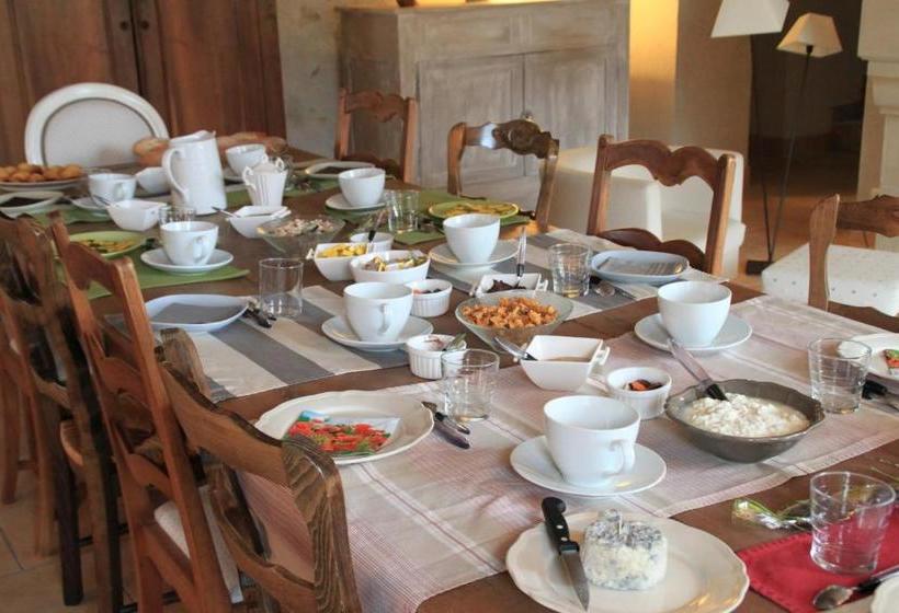 بنسيون Le Clos Près Chambord