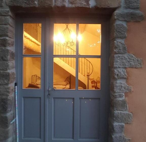 Пансион Les Anes De Petit Jean