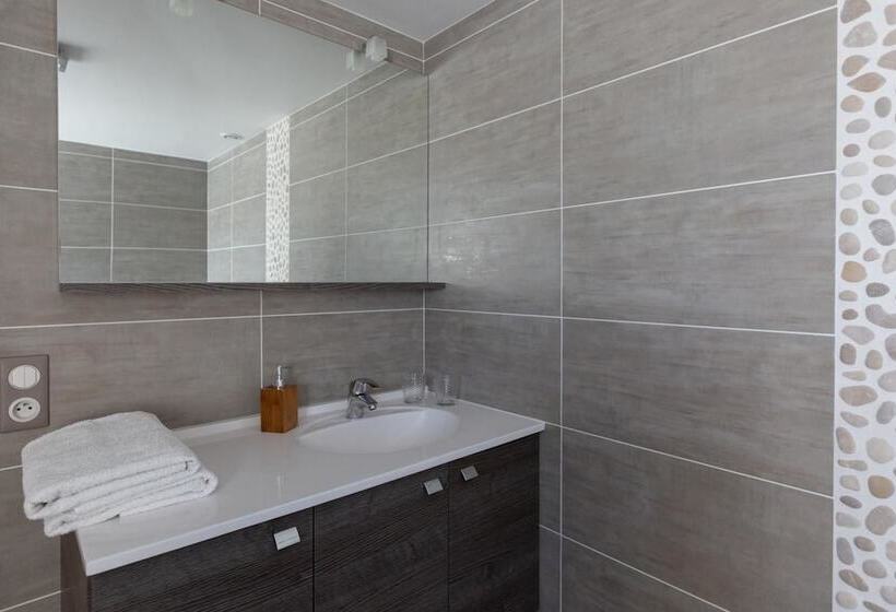 بنسيون Les Voyageurs