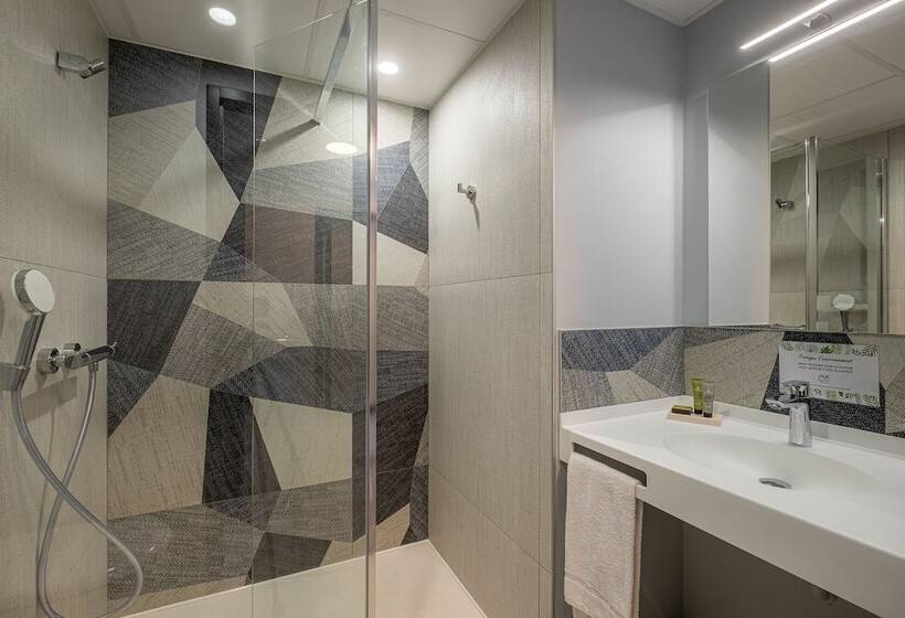 The Originals City, Ax Hotel, La Châtaigneraie