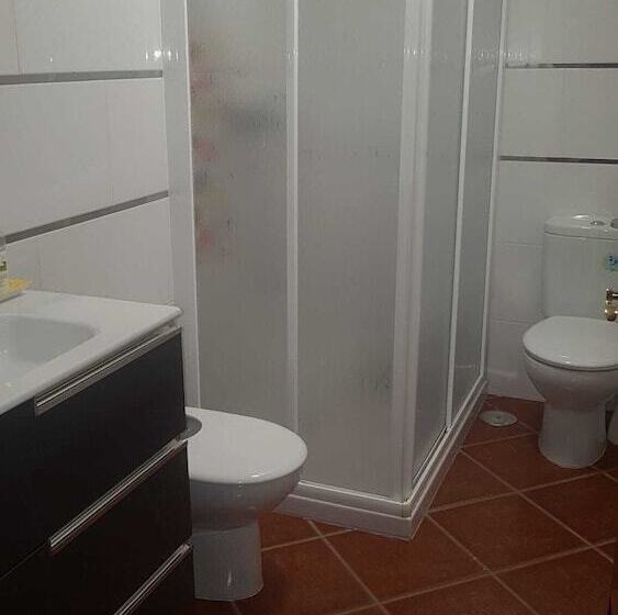 Albergue Agustina   Hostel